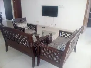 বনানীতে ফার্নিশড ৪ বেডরুমের অ্যাপার্টমেন্ট ভাড়া