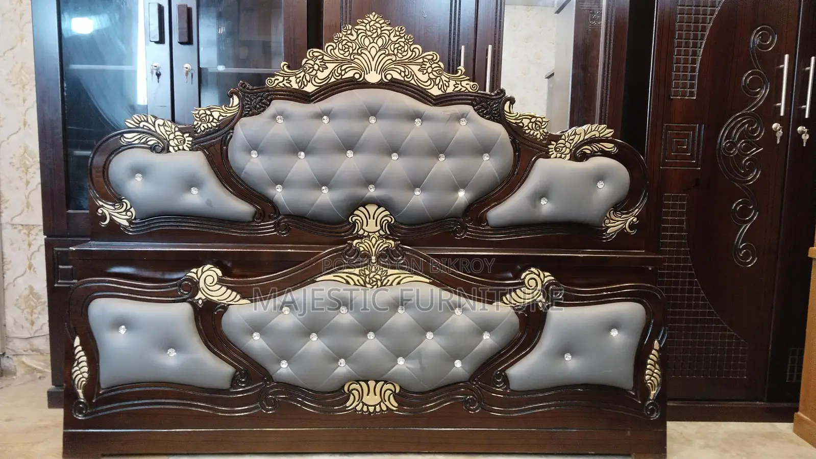 BED 6/7 FEET. M # 5545
