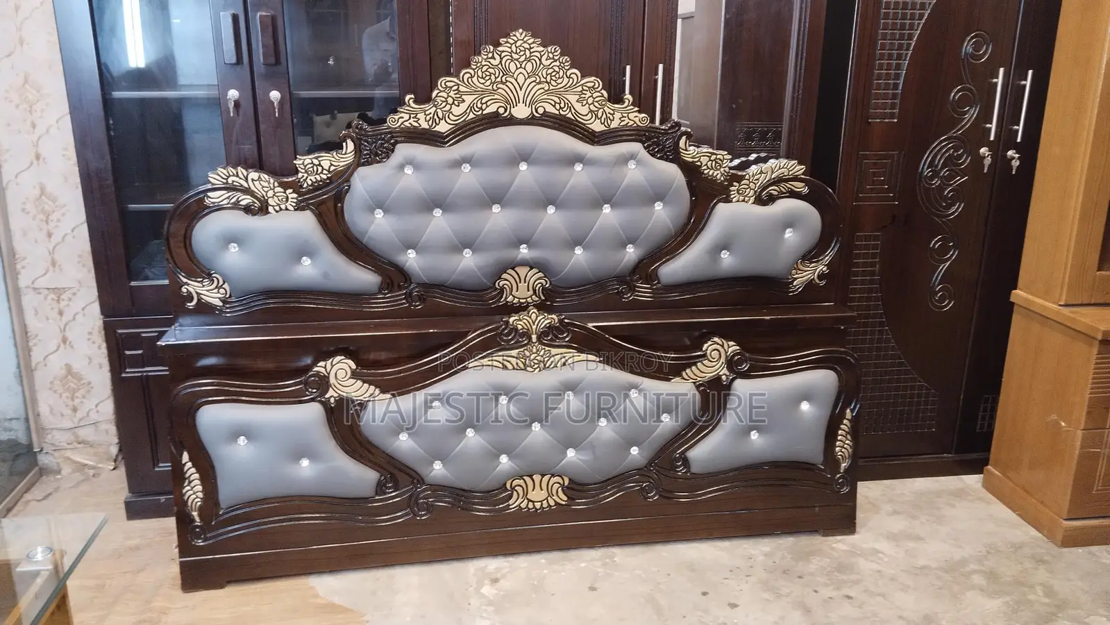 BED 6/7 FEET. M # 5545