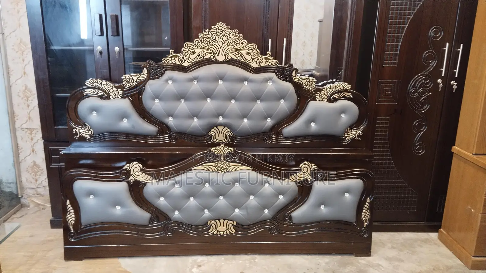 BED 6/7 FEET. M # 5545
