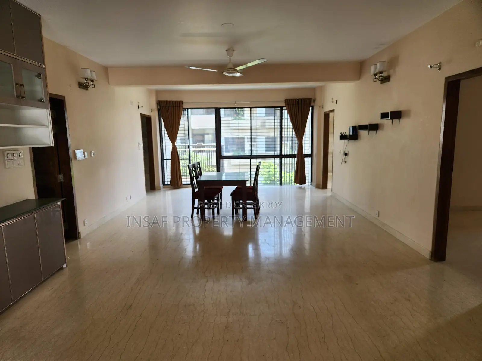 Furnished 4bdrm Apartment in Gulshan for sale