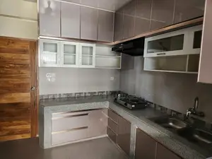 Furnished 4bdrm Apartment in Gulshan for sale