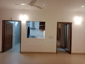 উত্তর গুলশান (এক্সক্লুসিভ সেমি-ফার্নিশড অ্যাপার্টমেন্ট: ভাড়া @)