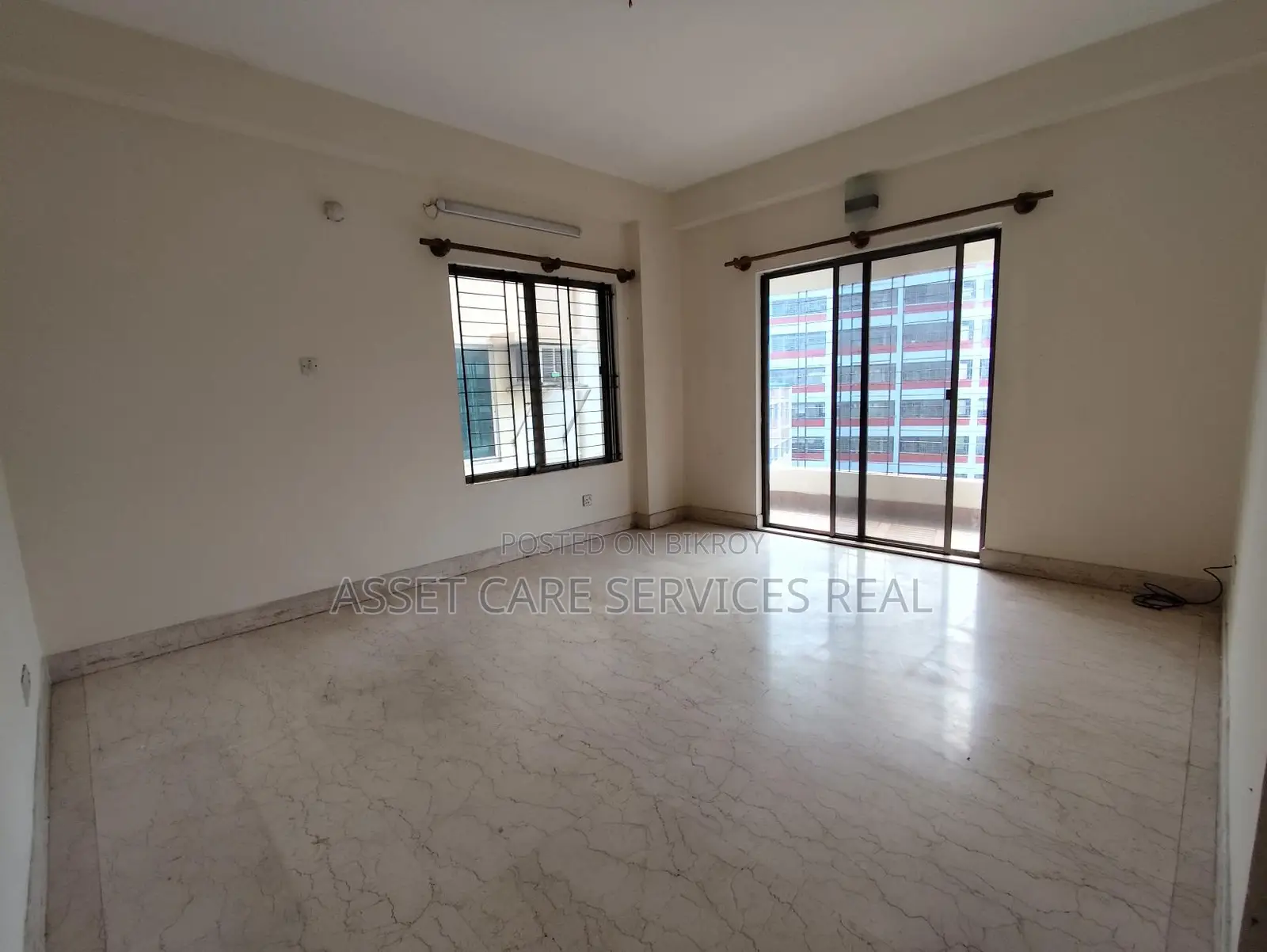 4000-Sqft 4Bed Lake View Big Apartment Rent In Gulshan-2