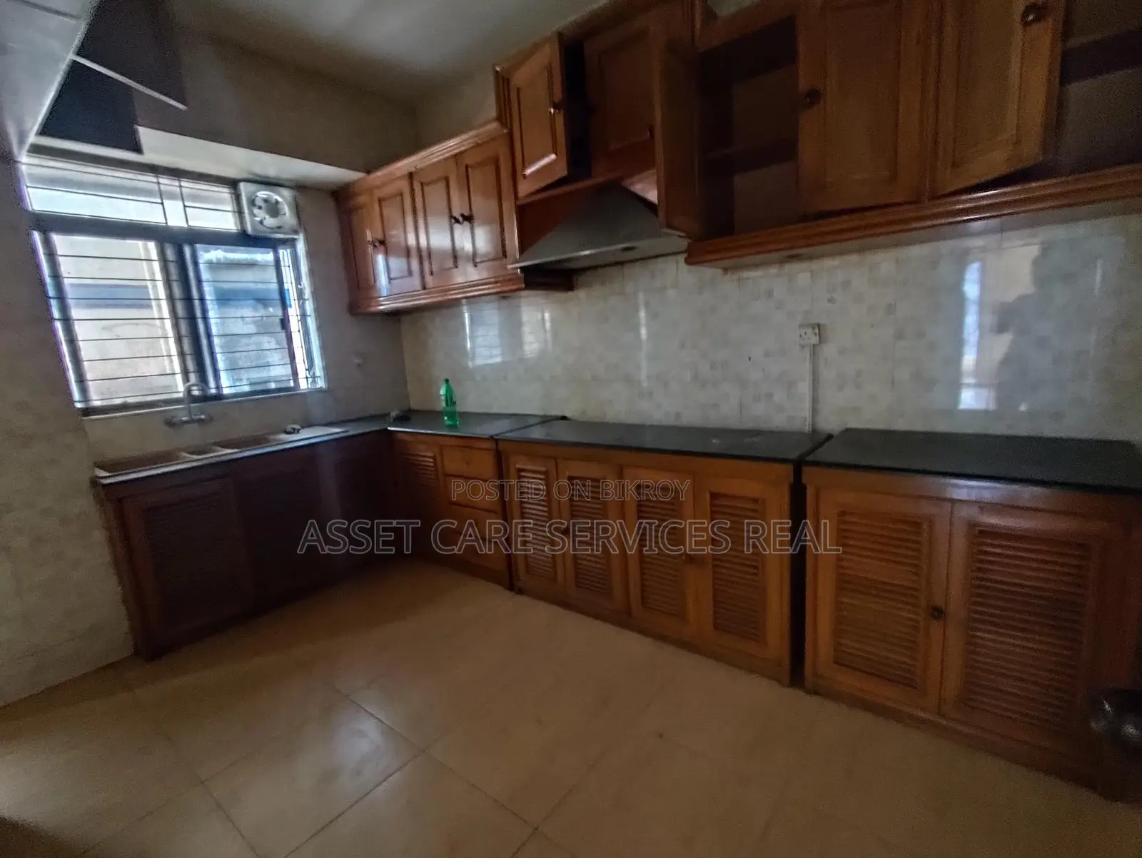 4000-Sqft 4Bed Lake View Big Apartment Rent In Gulshan-2