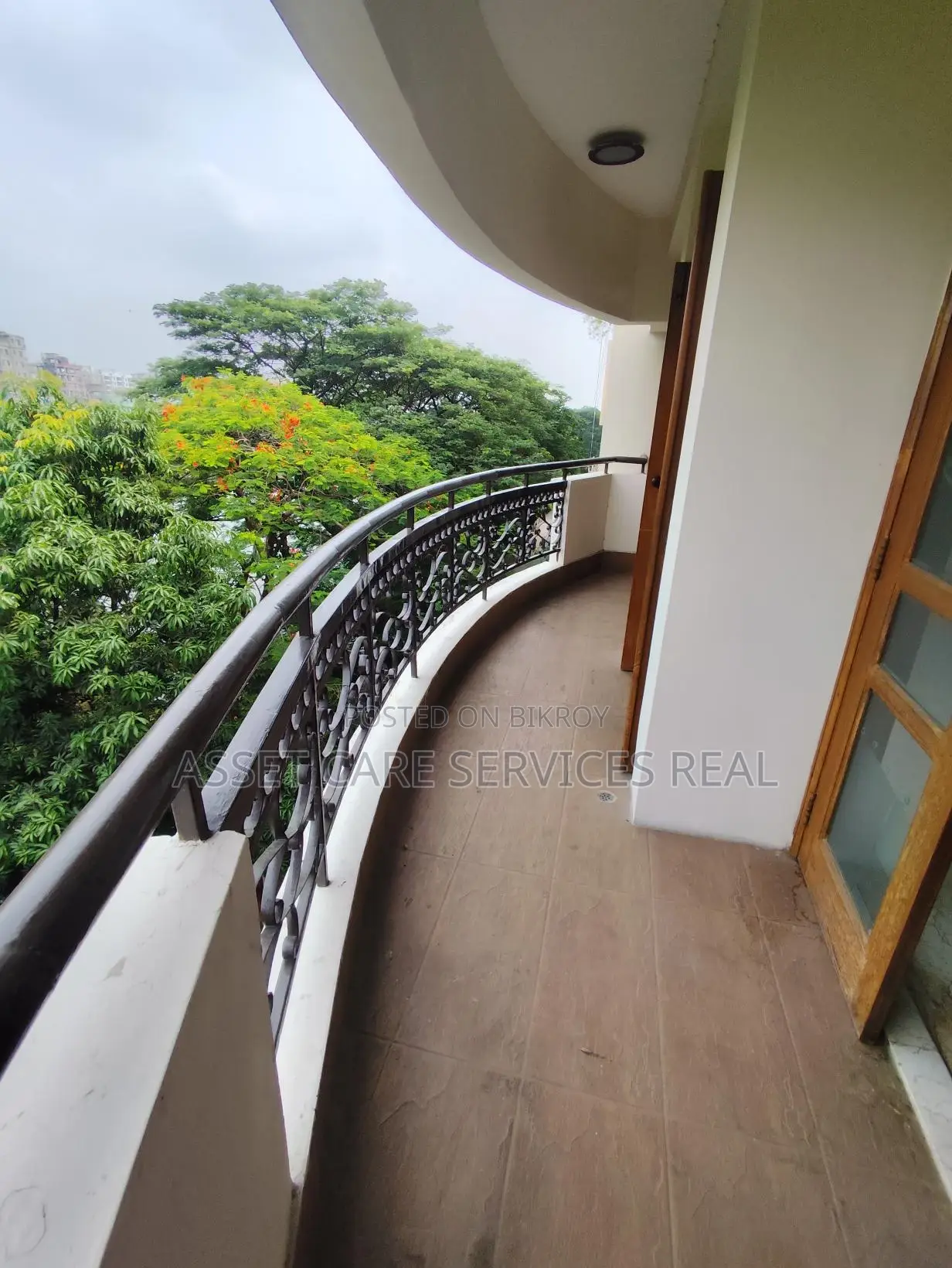 4000-Sqft 4Bed Lake View Big Apartment Rent In Gulshan-2