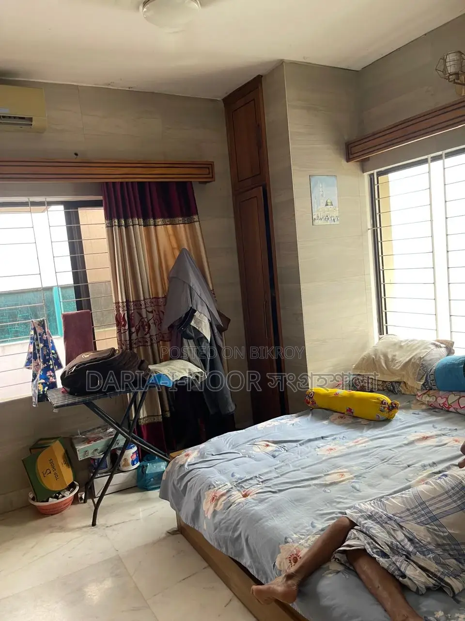 তিতাস গ্যাস সংযোগ সহ ধানমণ্ডিতে Oriental এর Lake View 1860 SFT Flat