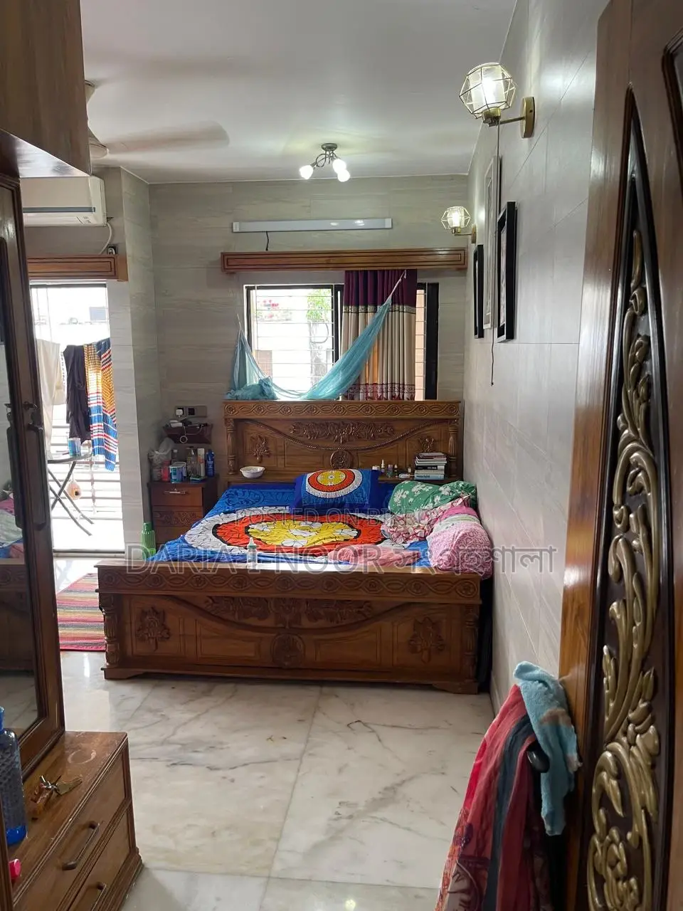 তিতাস গ্যাস সংযোগ সহ ধানমণ্ডিতে Oriental এর Lake View 1860 SFT Flat