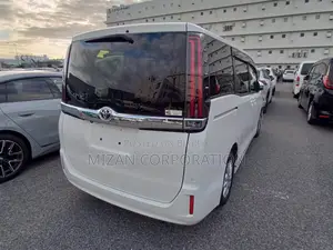 Toyota Noah G Package 2020