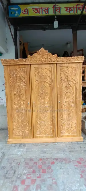Almirah Chittagong Segun Kat 6*6 Feet.