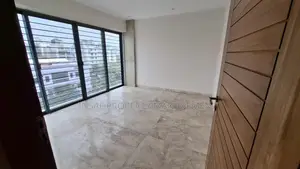 5bdrm Apartment in Gulshan for sale