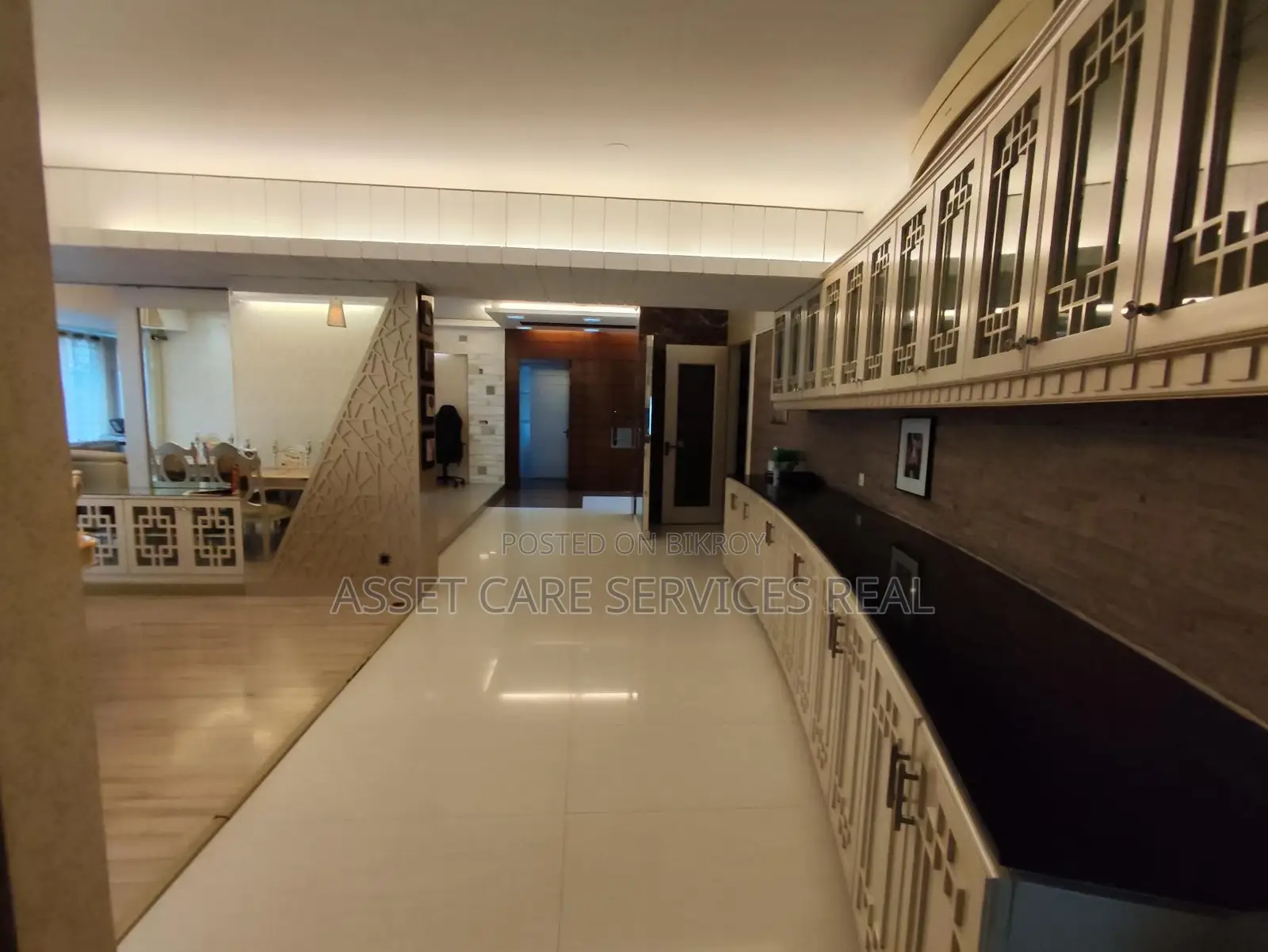 Fully Furnished Luxurious 4-Bedroom Large Apartment for Rent in Gulshan-2