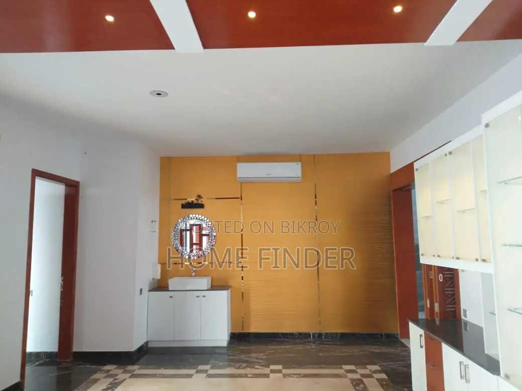 Beautiful 3800 Sqft Flat Available for Rent in Gulshan