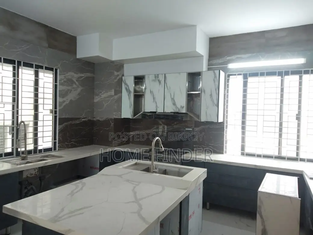 Beautiful 3800 Sqft Flat Available for Rent in Gulshan