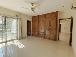 North Gulshan-2 Semi Furnished Apartment Rent