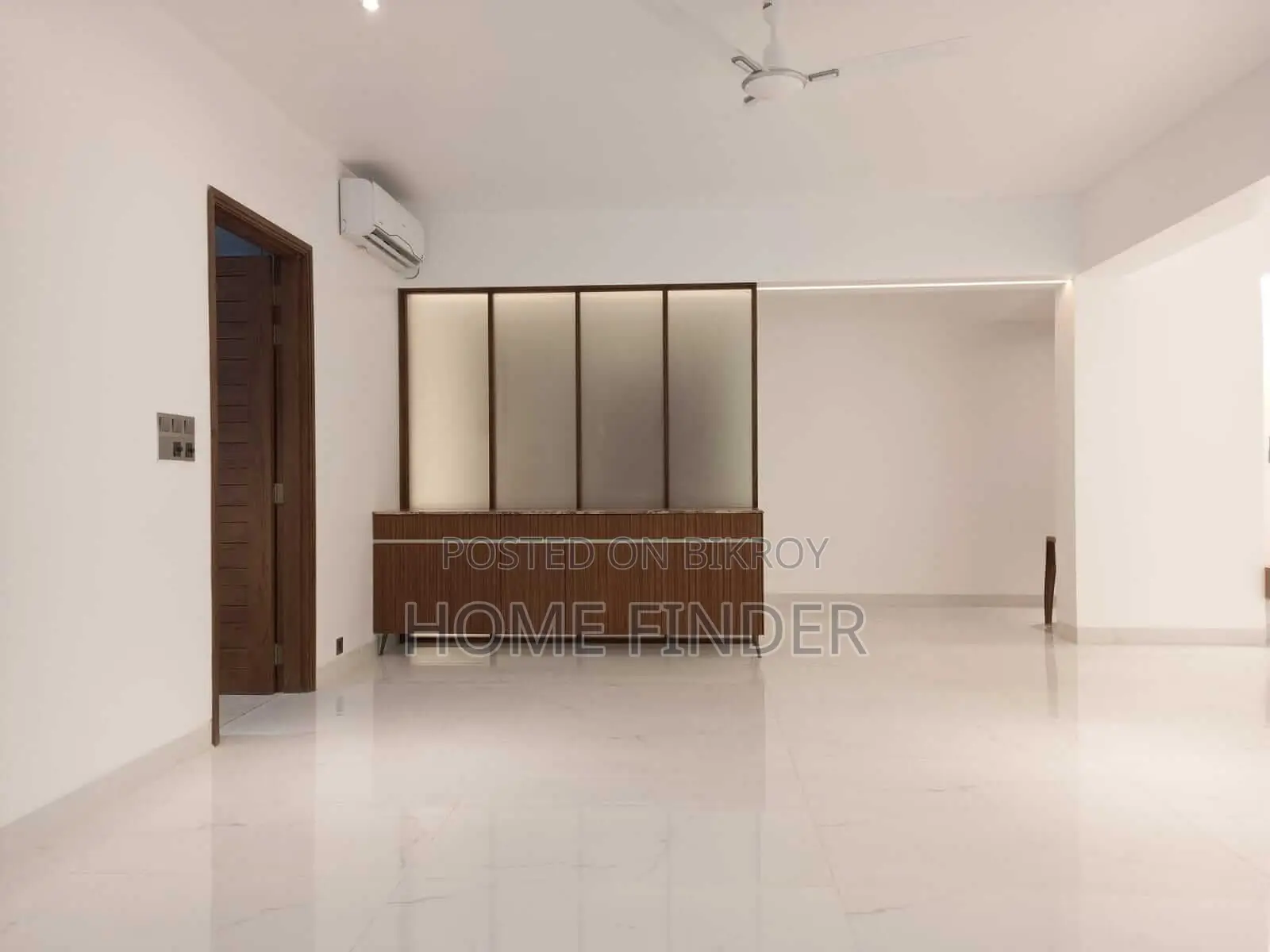 Brand New Semi Furnished (pool-gym) Apt: Rent Gulshan 2
