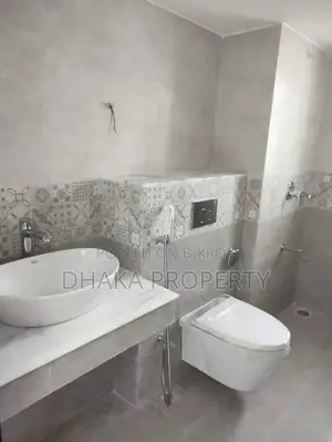 (জিম-সুইমিং পুল) বনানীতে ২৬০০ বর্গফুটের বিলাসবহুল ফ্ল্যাট ভাড়া