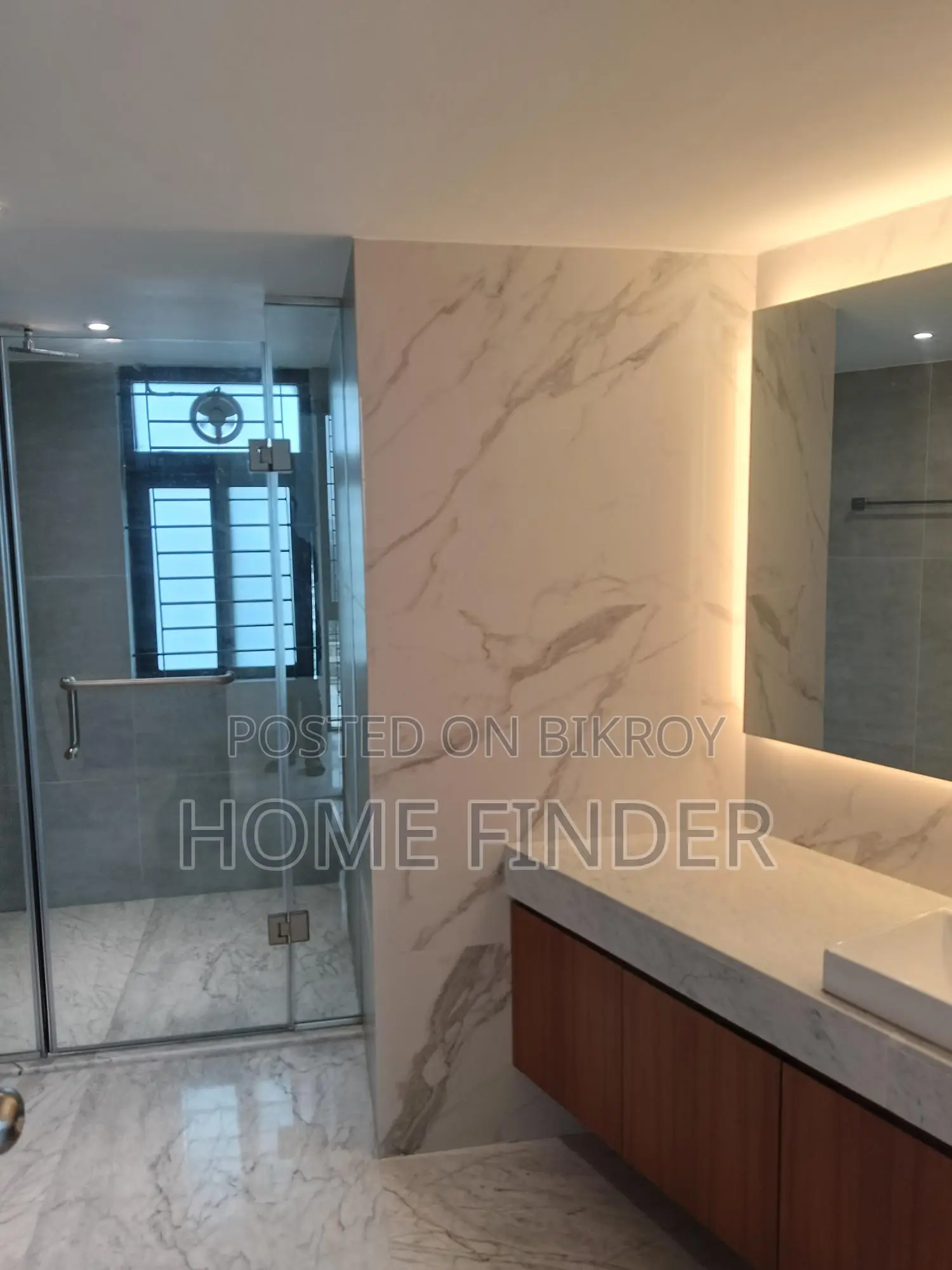 South Facing ([GYM-POOL] 4100 SqFt Apartment Rent In GULSHAN 2