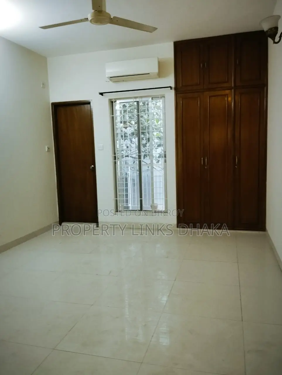 Semi Furnished Flat near Youth Club in Gulshan-2