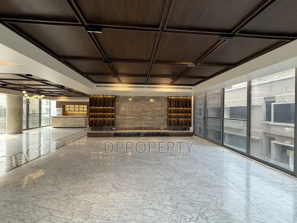 5200 Sft Luxurious Semi-Furnished South-East Facing Flat for Rent (4th Floor)