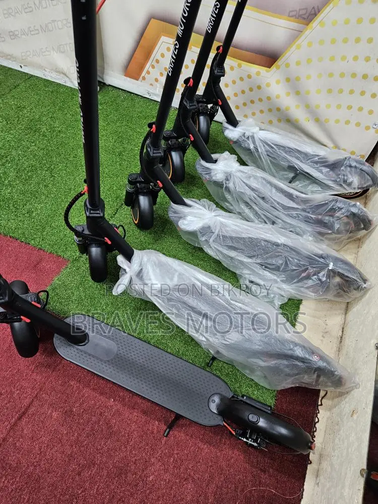 Zontes scooter 350W 2025