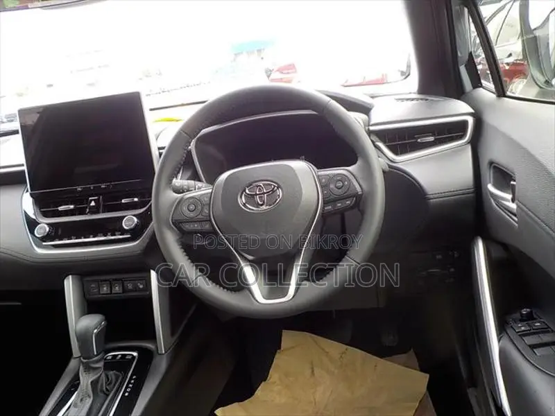 Toyota Corolla Cross 𝗭 𝗣𝗞𝗚 2024