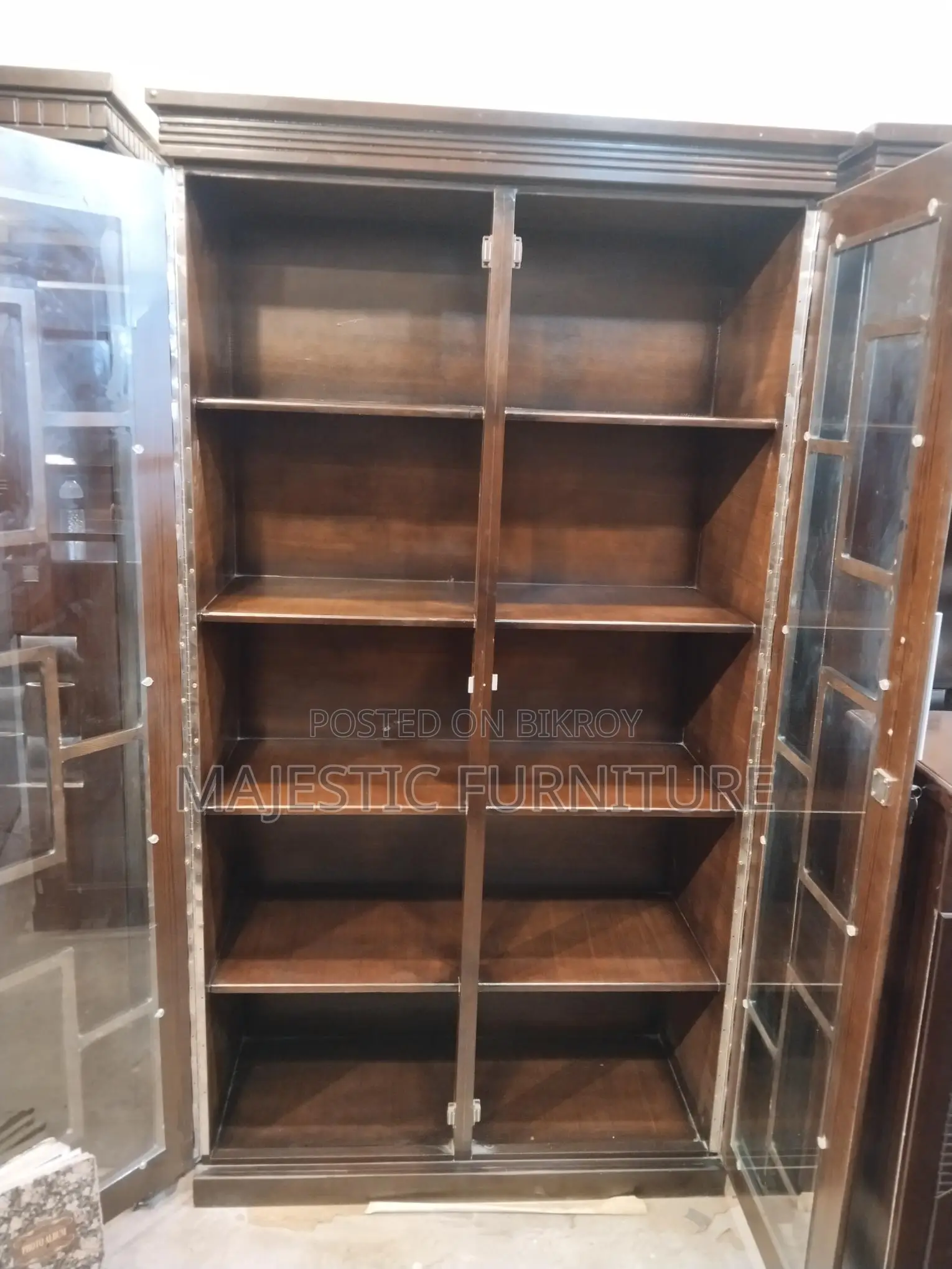 শোকেস ২ পাল্লা। মডেল # ৬৩১৯