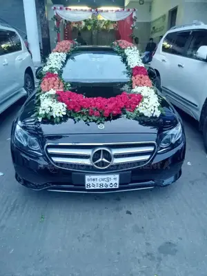 মার্সিডিজ ভাড়ার জন্য