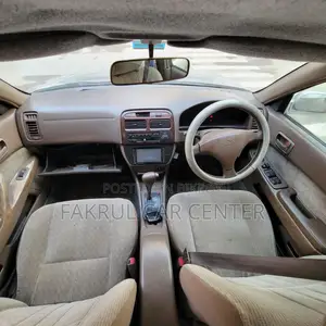 Toyota Vista 1999 Silver