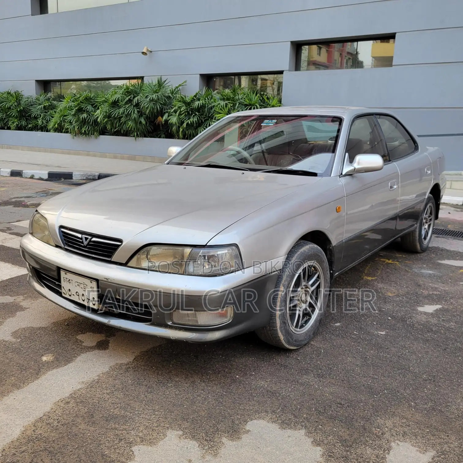 Toyota Vista 1999 Silver