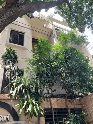 অফিসের জন্য বনানী এলাকায় ৭০০০ বর্গফুটের ইন্ডিপেন্ডেন্ট হাউস ভাড়া হবে