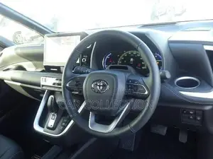 Toyota Voxy SZ 2022