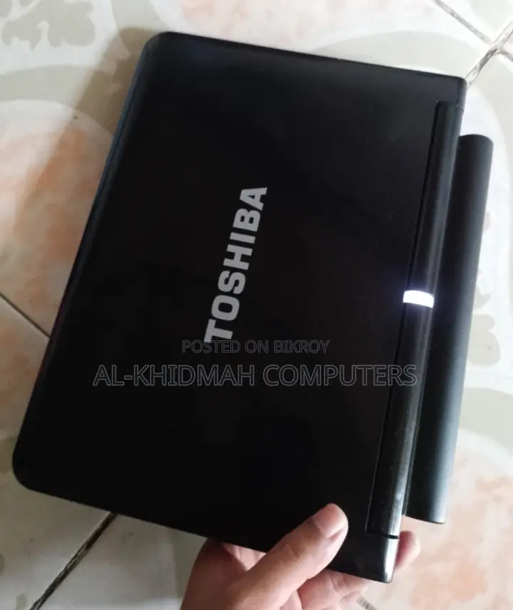 Toshiba Full Fresh Mini Laptop, 12" Inch HD Display.