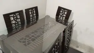 নতুন ডাইনিং সেট। মডেল # ৬০০০