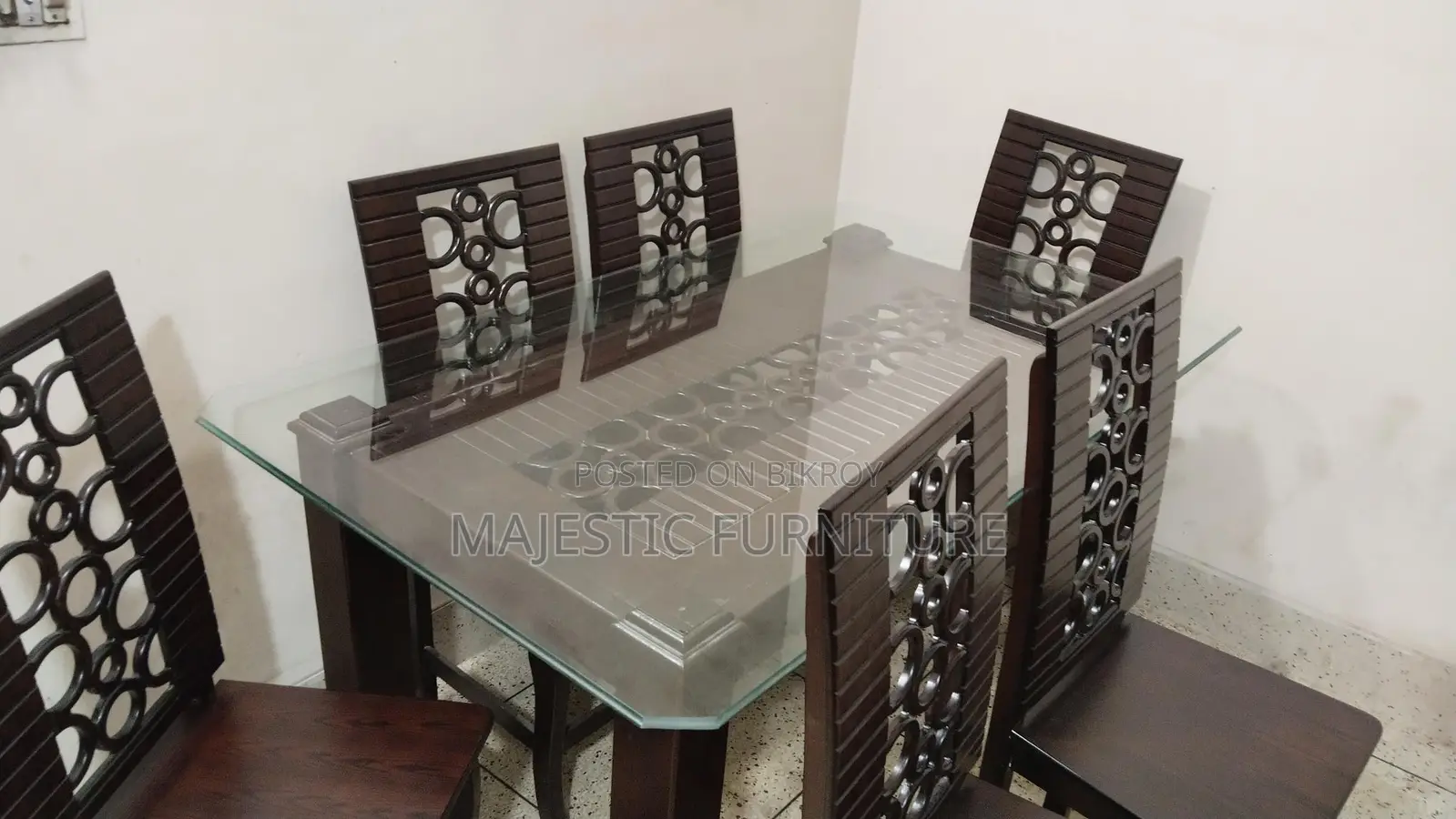 নতুন ডাইনিং সেট। মডেল # ৬০০০