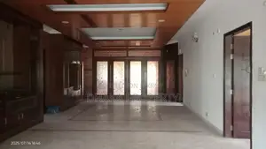 3700-Sqft 4-Bedrooms 2.Car Parking Nice Flat Rent in Gulshan