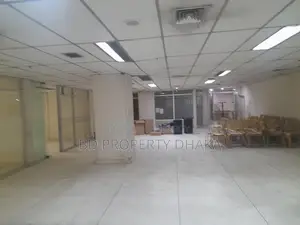 বনানীতে ৬,১০০ বর্গফুটের সেমি-ফার্নিশড ওপেন কমার্শিয়াল স্পেস ভাড়া হবে