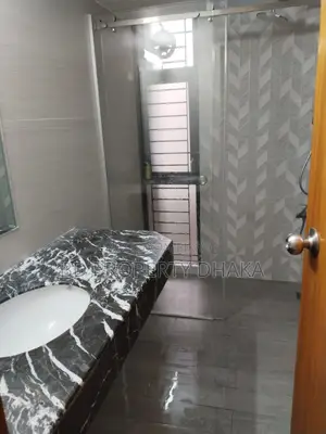 গুলশানে বিলাসবহুল সম্পূর্ণ ফার্নিশড অ্যাপার্টমেন্ট ভাড়া