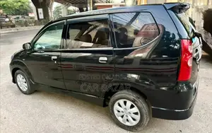 Toyota Avanza G 7SEATER BLACK 2010