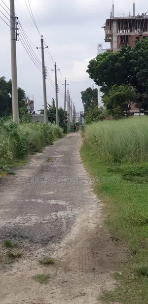 Sector=16F, 60×34 Feet Road Corner