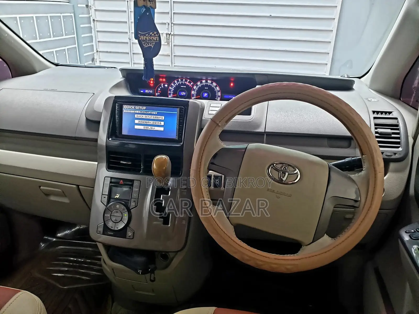 Toyota Noah SI GRADE PUSH 2013