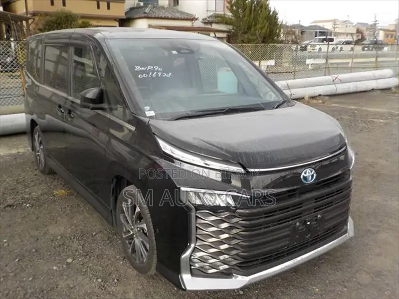 Toyota Voxy Hybrid SZ Black New 2022