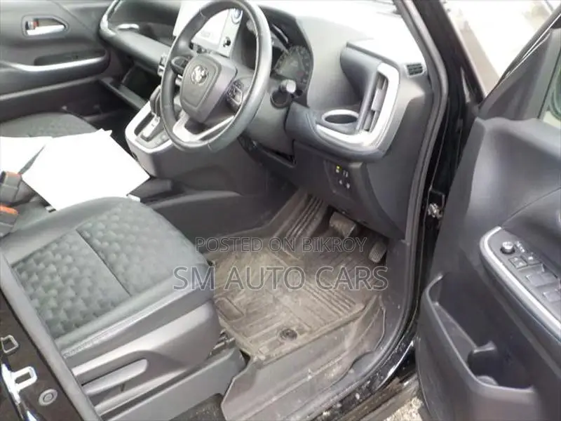 Toyota Voxy Hybrid SZ Black New 2022