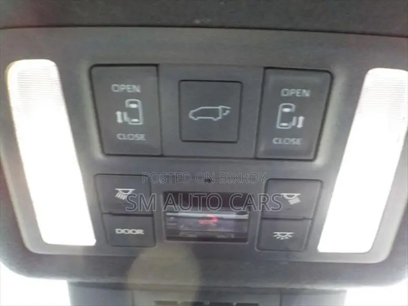 Toyota Voxy Hybrid SZ Black New 2022