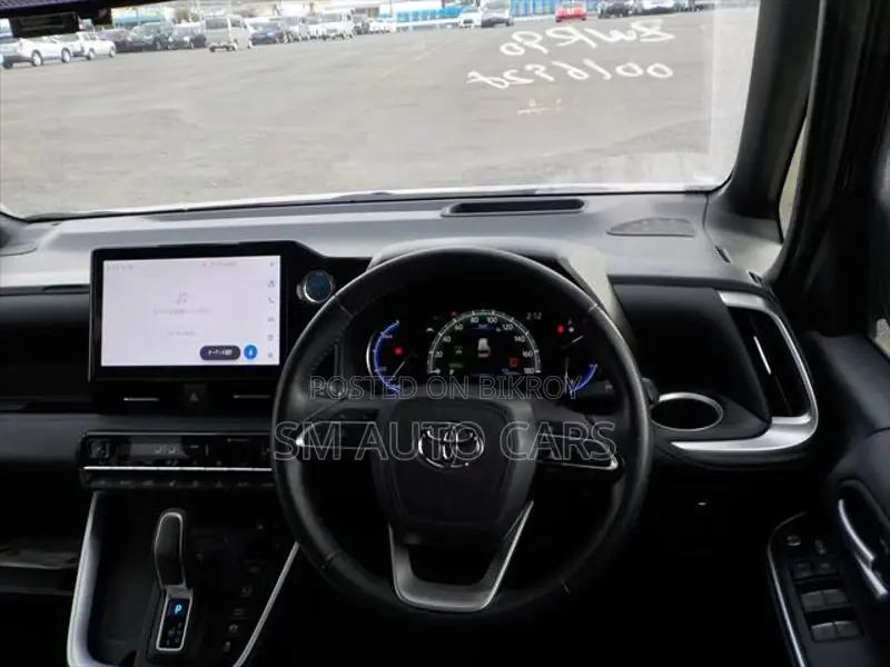 Toyota Voxy Hybrid SZ Black New 2022