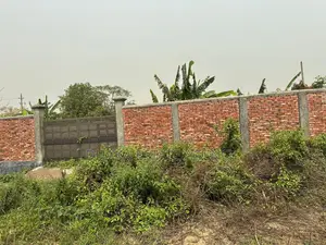 Sector=16F, 60×34 Feet Road Corner