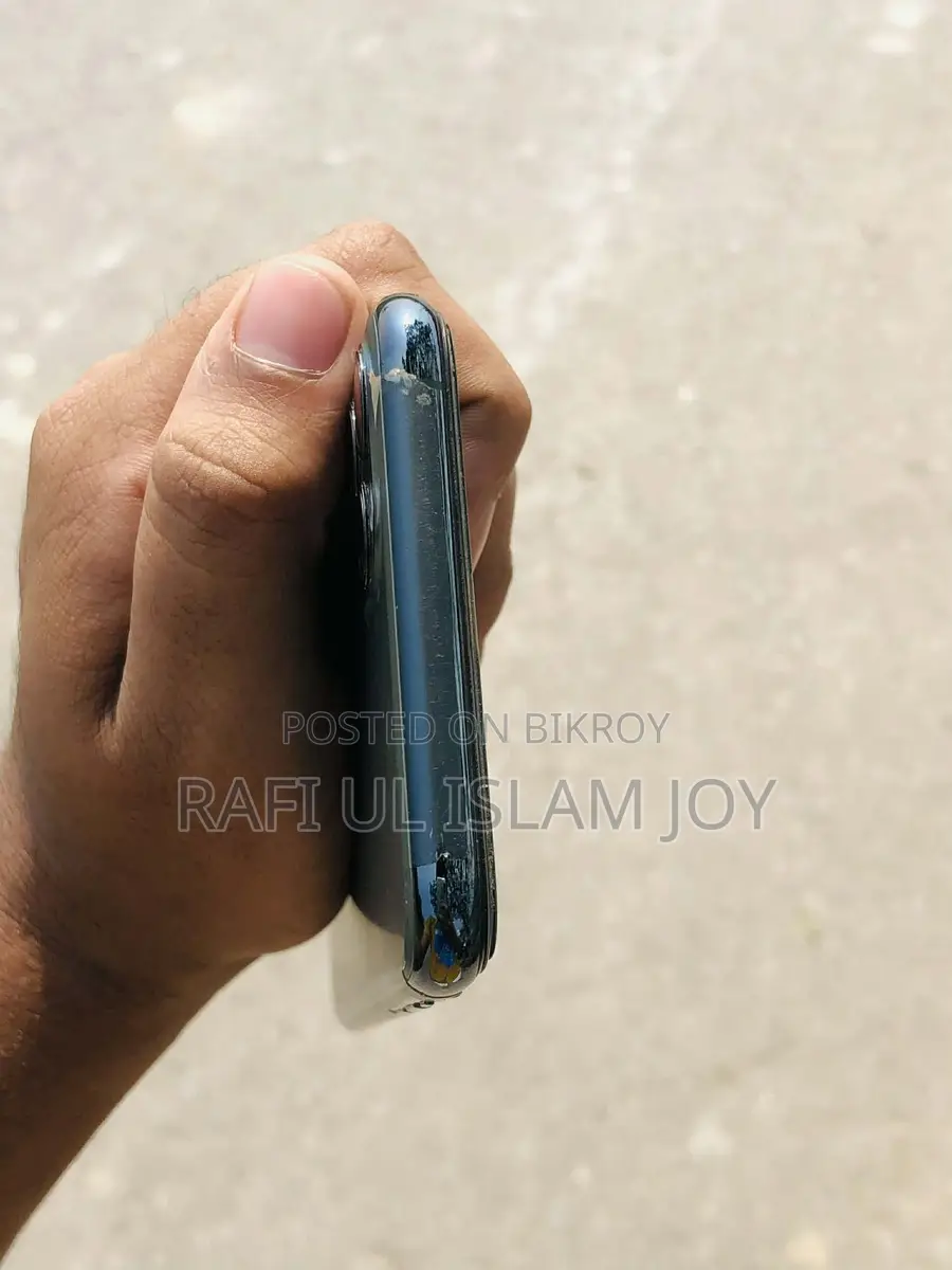 Apple iPhone 11 Pro Max 26.4 (Used)