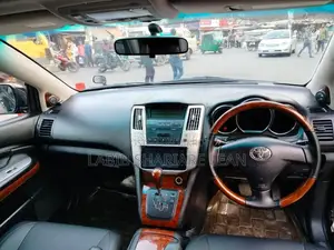 লেক্সাস আরএক্স ৩৩০ ২০০৫ কালো