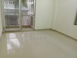বনানীতে সুন্দর ৪ বেডরুমের আনফার্নিশড অ্যাপার্টমেন্ট ভাড়ার জন্য