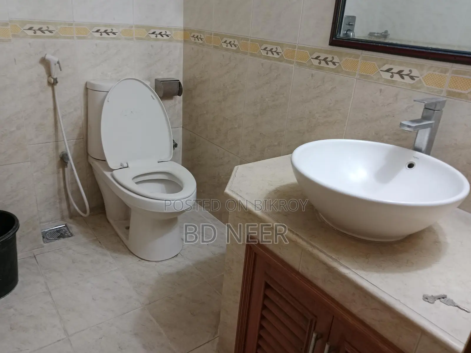 বনানীতে সুন্দর ৪ বেডরুমের আনফার্নিশড অ্যাপার্টমেন্ট ভাড়ার জন্য